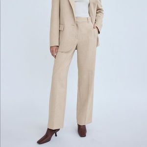 Aritzia Effortless Pants in Gold Camel